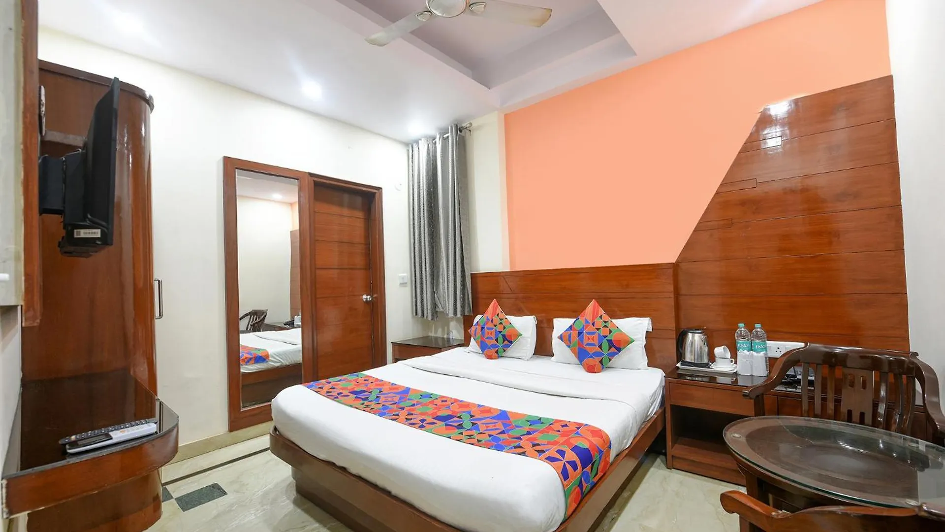 Fabhotel Jaggi Palace Karol Bagh Delhi  India