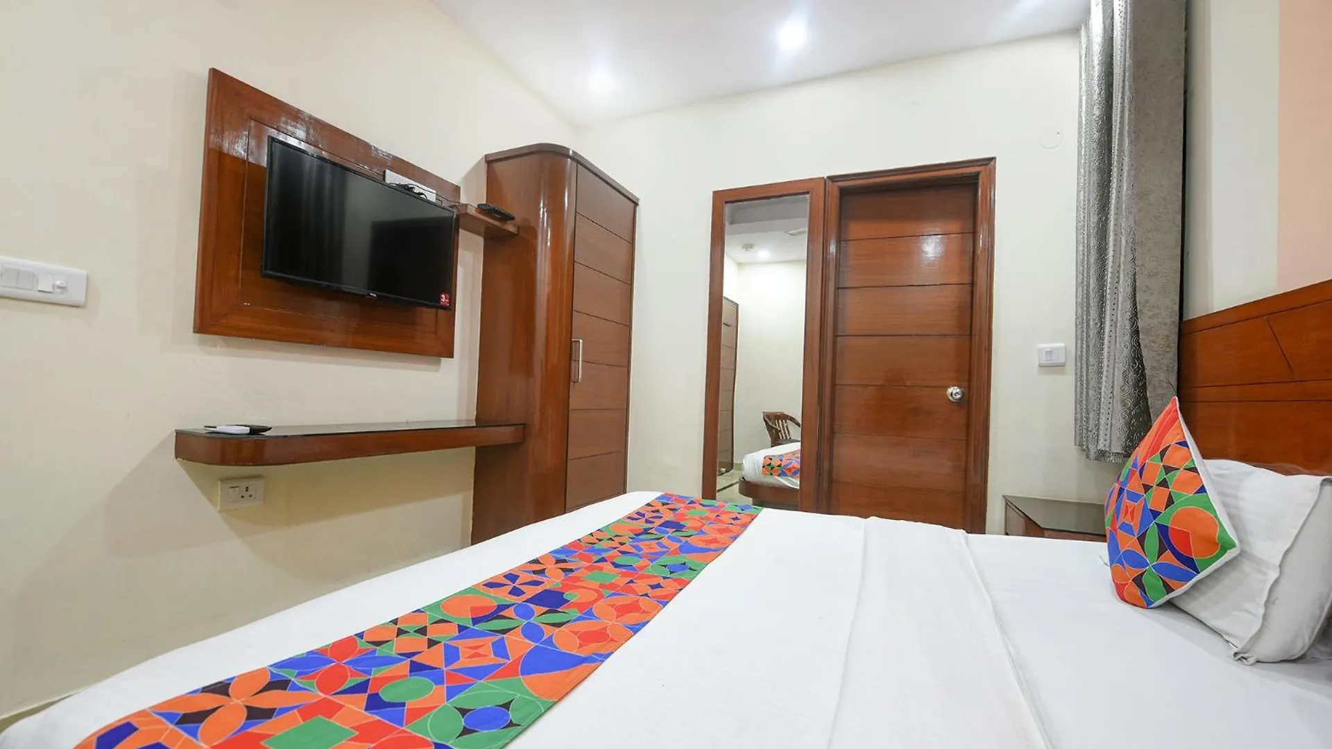 Fabhotel Jaggi Palace Karol Bagh Delhi  Hotel Delhi (National Capital Territory of India)